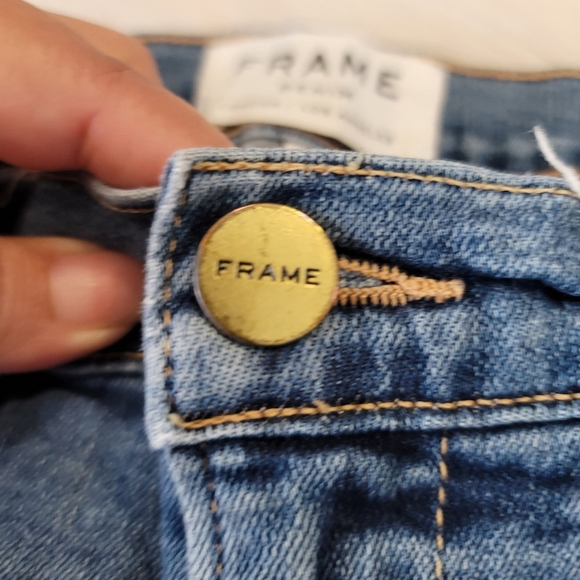 FRAME Le High Distressed Skinny Jeans 24 - Picture 9 of 16